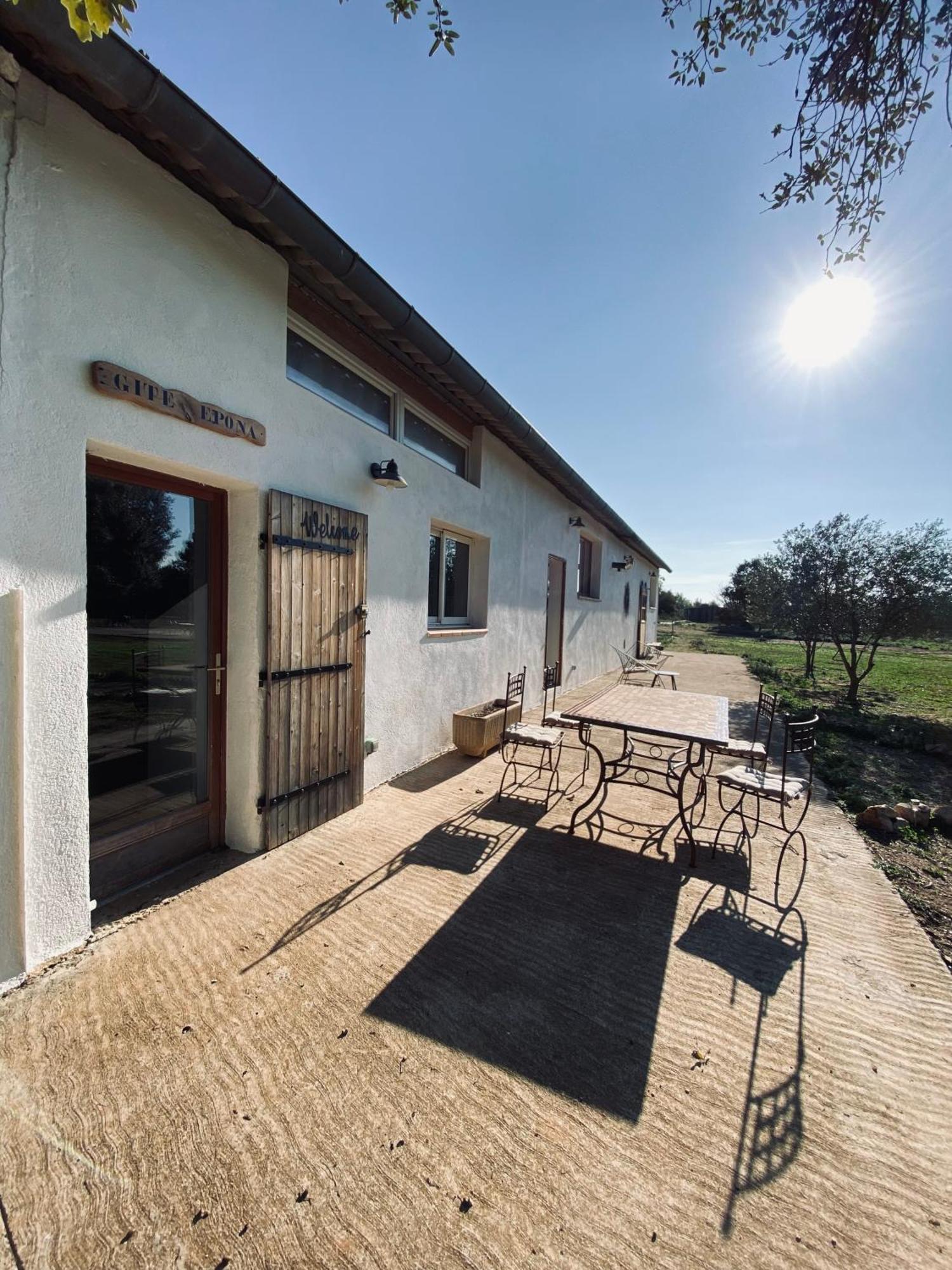 Centre Mediation Equine La Daouste Villa Jouques Luaran gambar